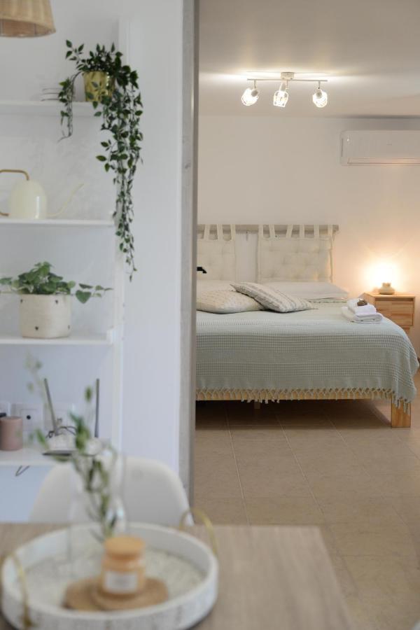 Myrtus Guest House Myrties ภายนอก รูปภาพ