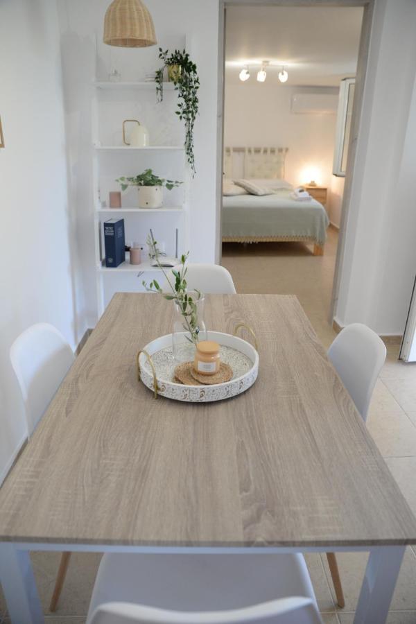 Myrtus Guest House Myrties ภายนอก รูปภาพ